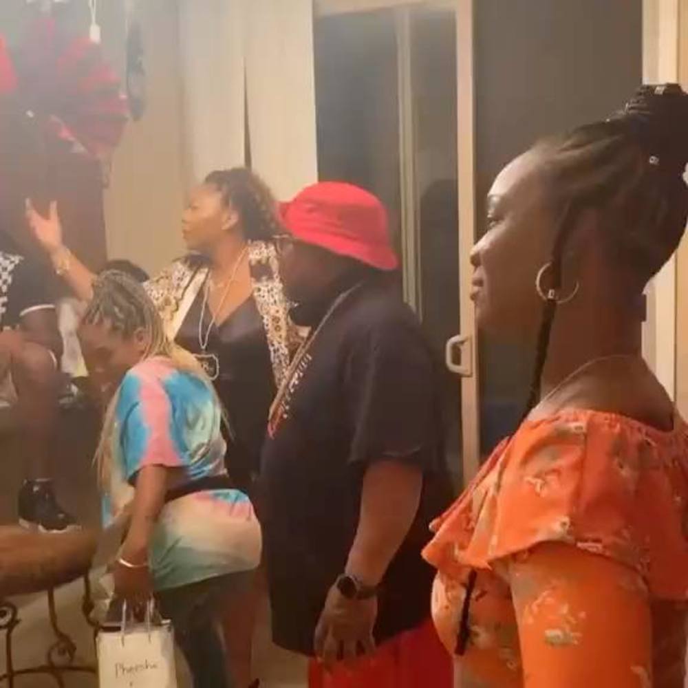 Meet your Posher, Lundyn